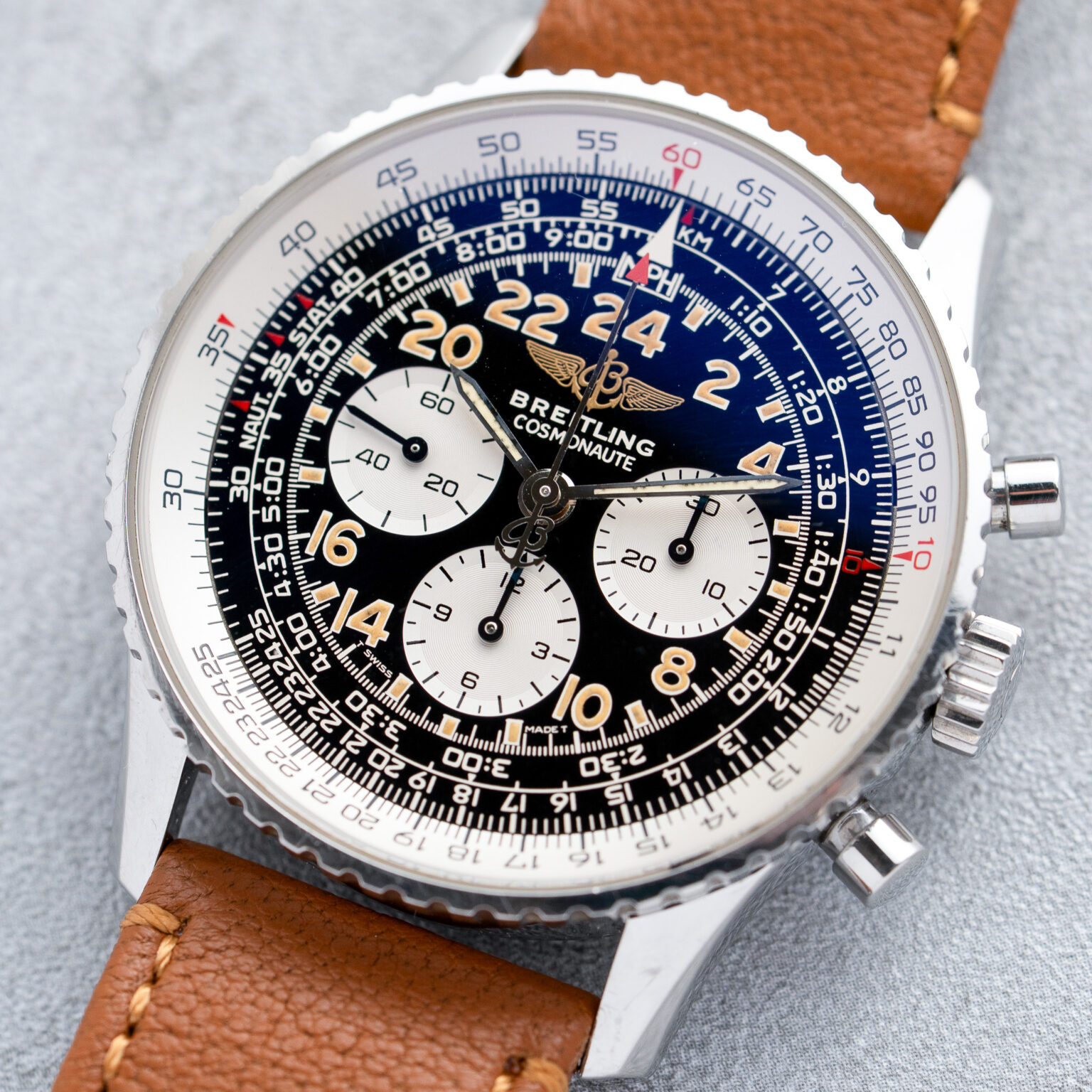 Breitling Navitimer Cosmonaute A12322 - Image 2