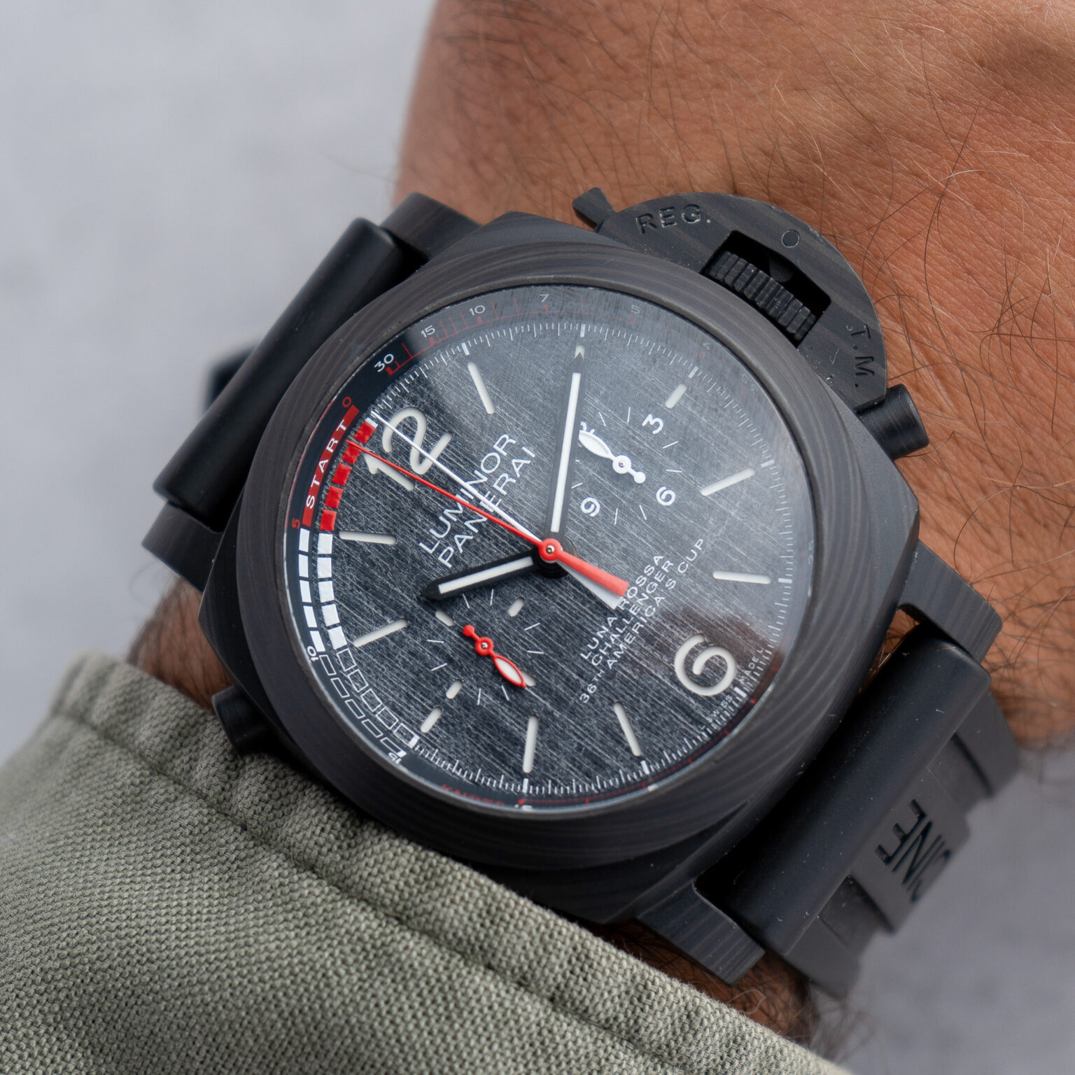 Panerai Luminor Luna Rossa Regatta PAM01038 - Image 13