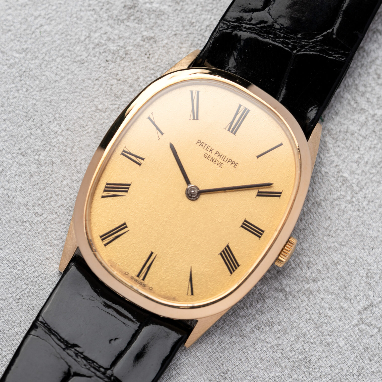Patek Philippe Golden Ellipse 3546 - Image 2