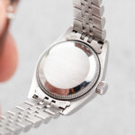 Rolex Oyster Perpetual Date 69190