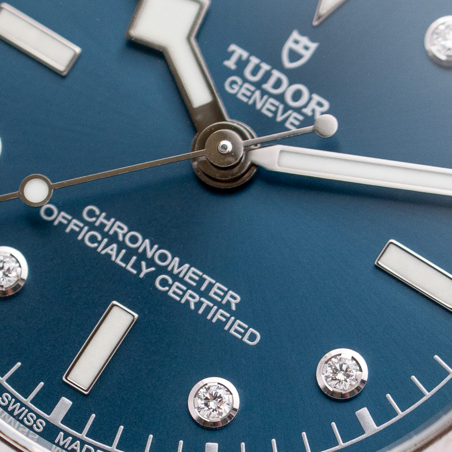 Tudor Black Bay 39 ref. M79660-0005 - Blue Dial with Diamond indexes - Image 2