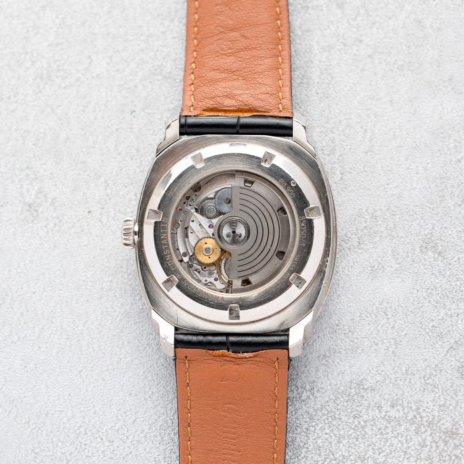 Vacheron Constantin Quai De I'lle Day Date Power Reserve in Palladium – Bild 9