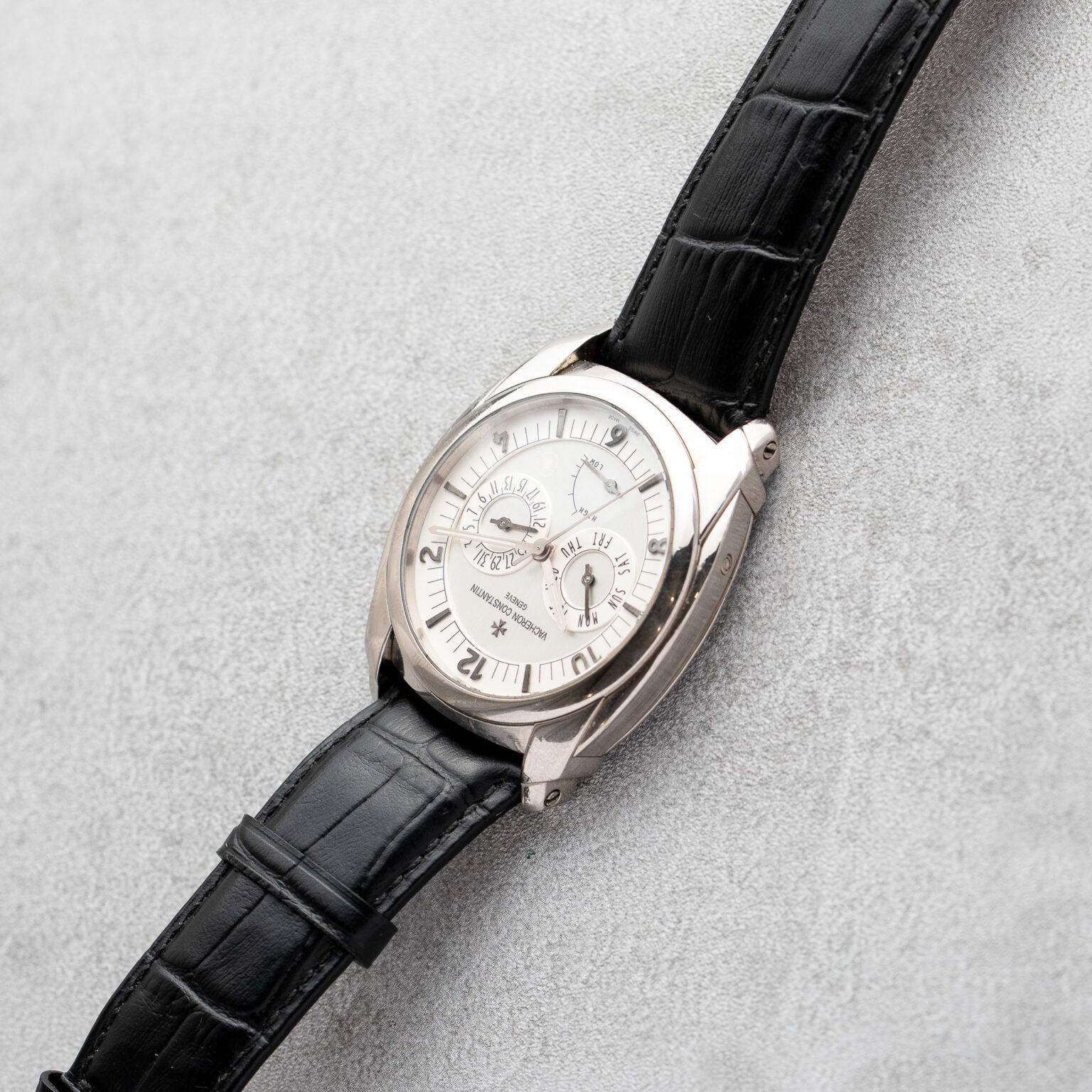Vacheron Constantin Quai De I'lle Day Date Power Reserve in Palladium – Bild 5