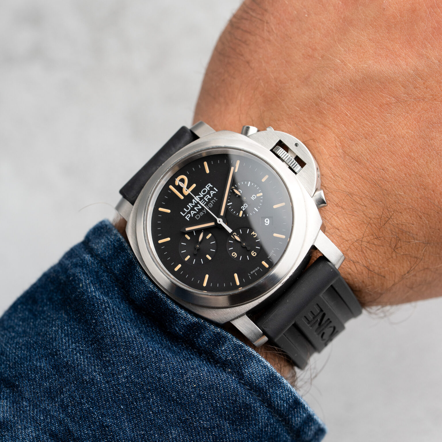Panerai Luminor Daylight PAM00356 - Image 2