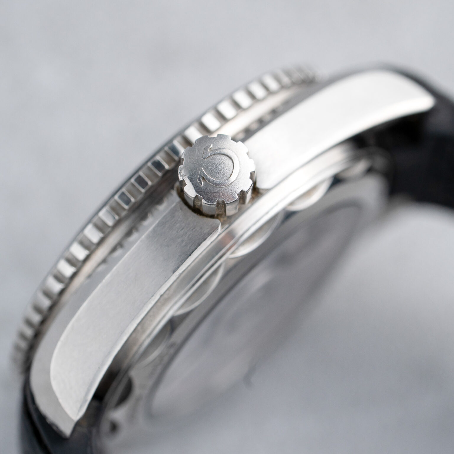 Omega Seamaster Planet Ocean 215.33.40.20.01.001 - Image 6