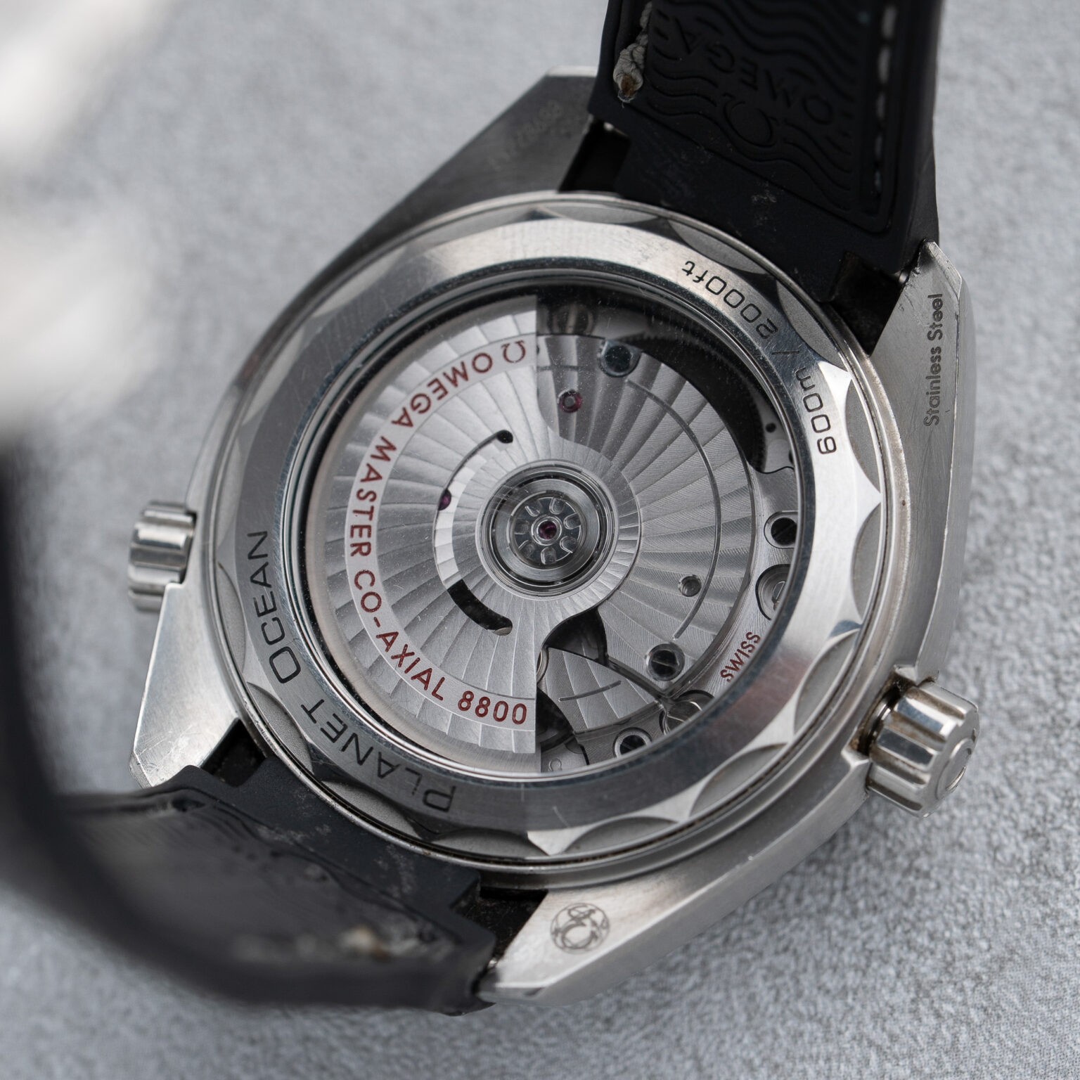 Omega Seamaster Planet Ocean 215.33.40.20.01.001 - Image 10