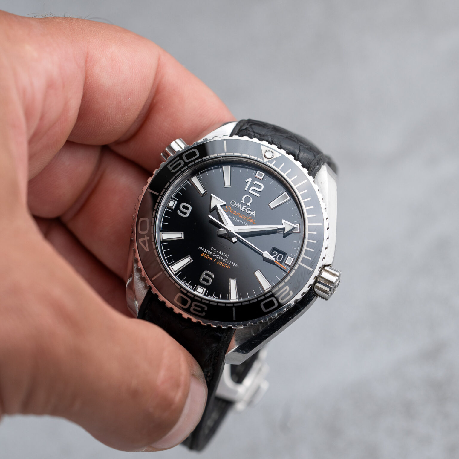 Omega Seamaster Planet Ocean 215.33.40.20.01.001 - Image 3