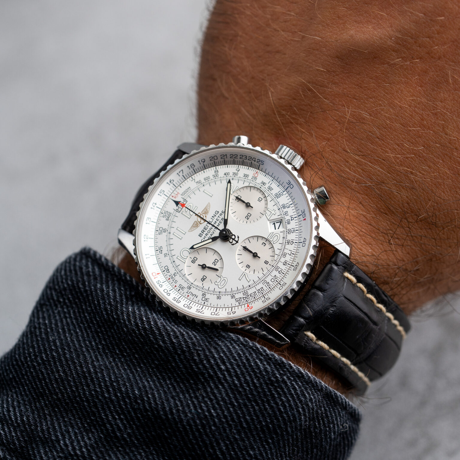 Breitling Navitimer A23322 - Image 2
