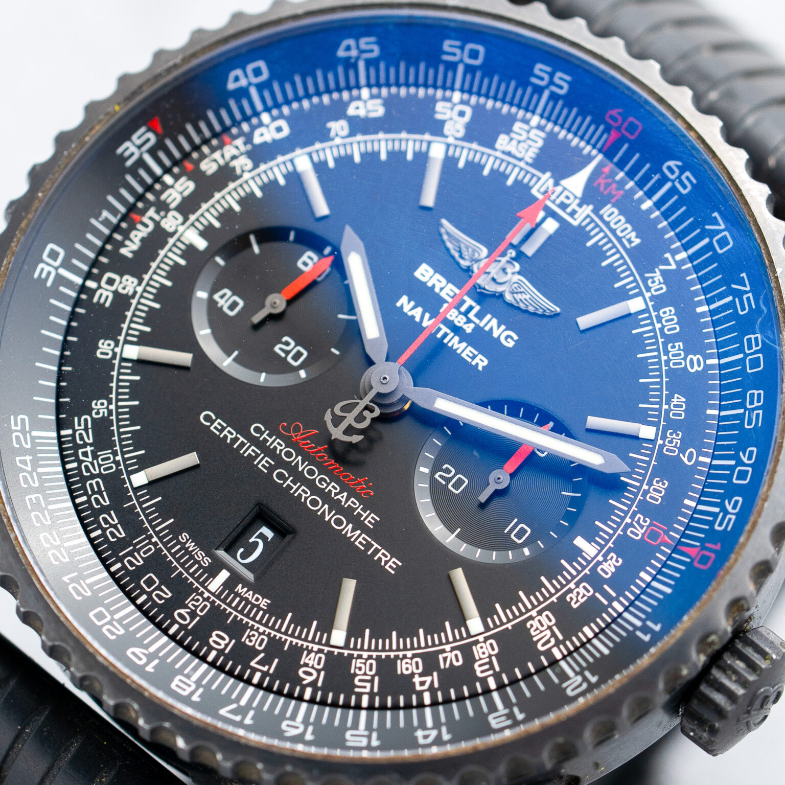 Breitling Navitimer B01 Chronograph Ref. MB0128 - Image 4