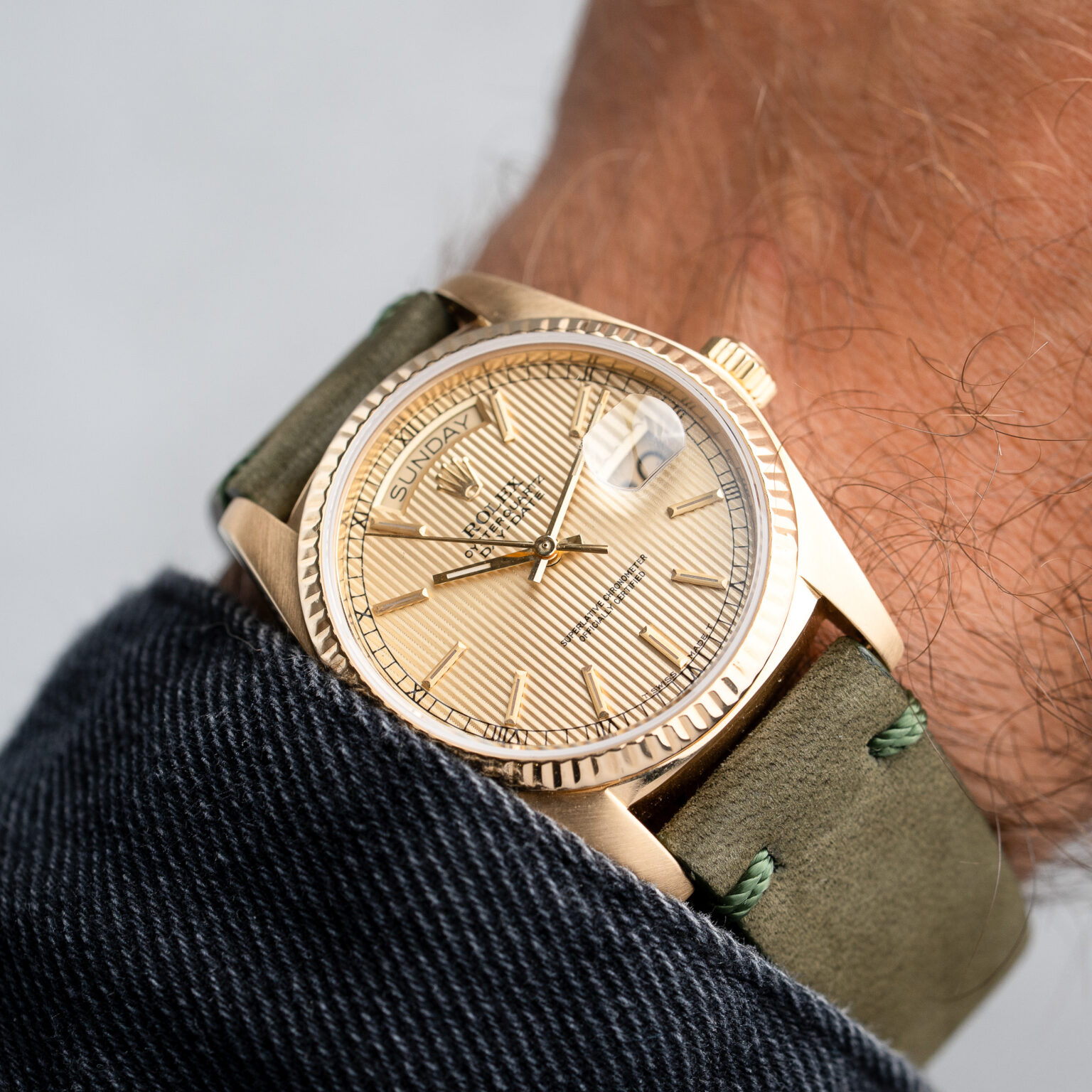 Rolex Day-Date 36 Ref. 18038 "Tapestry" dial - Yellow gold - Image 2