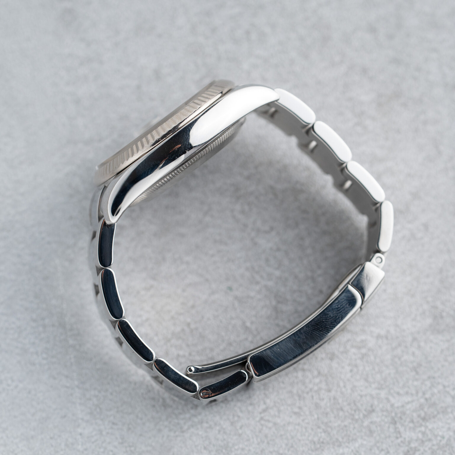 Rolex Oyster Perpetual Date ref. 115234 - Image 7