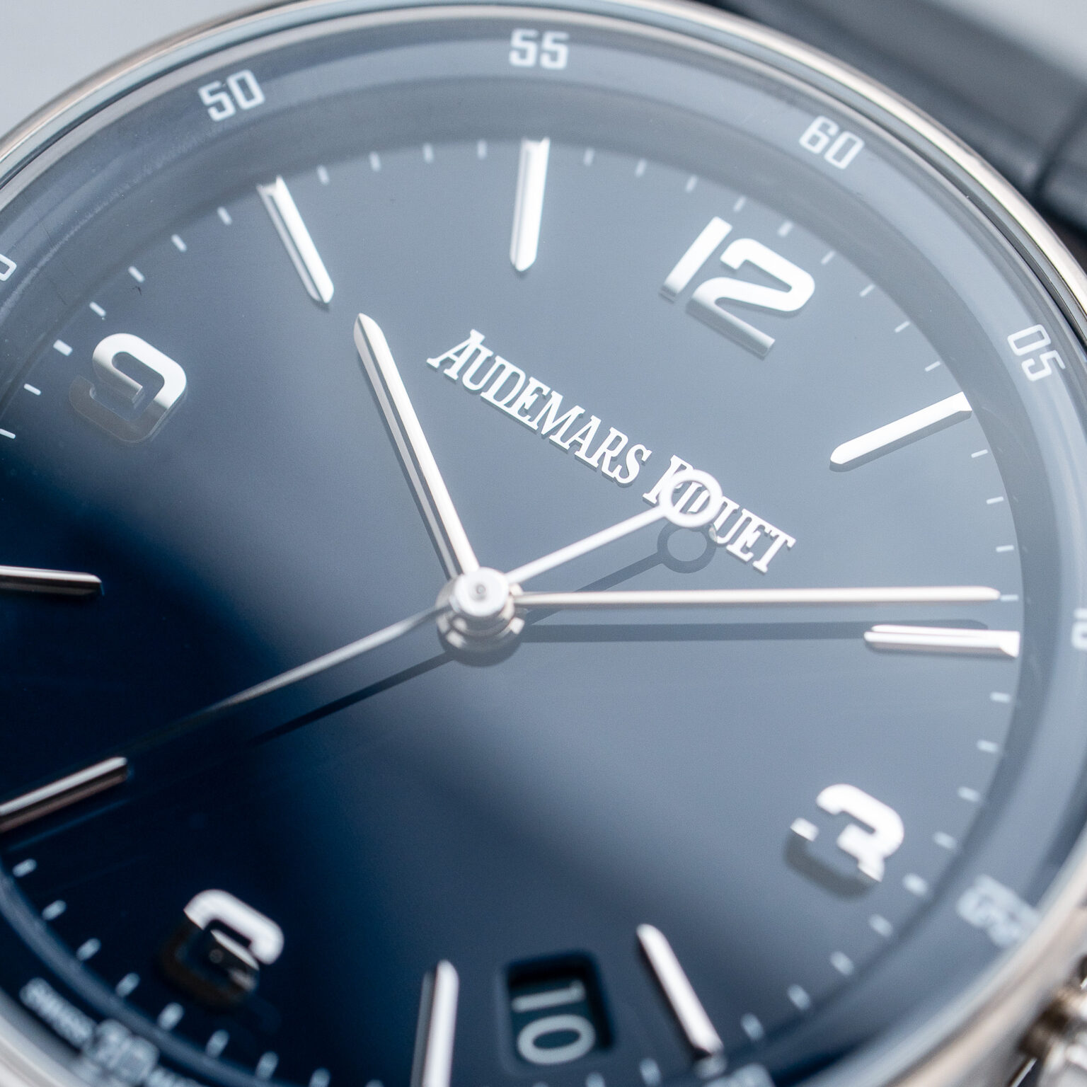 Audemars Piguet Code 11.59 – Ref. 15210BC - Image 3