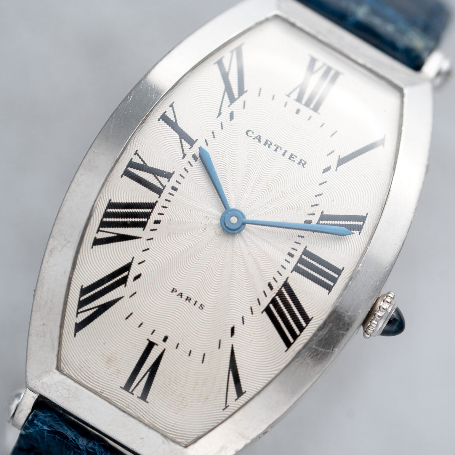 Cartier Tonneau LM – Ref. W1509551 | Platinum - Image 4