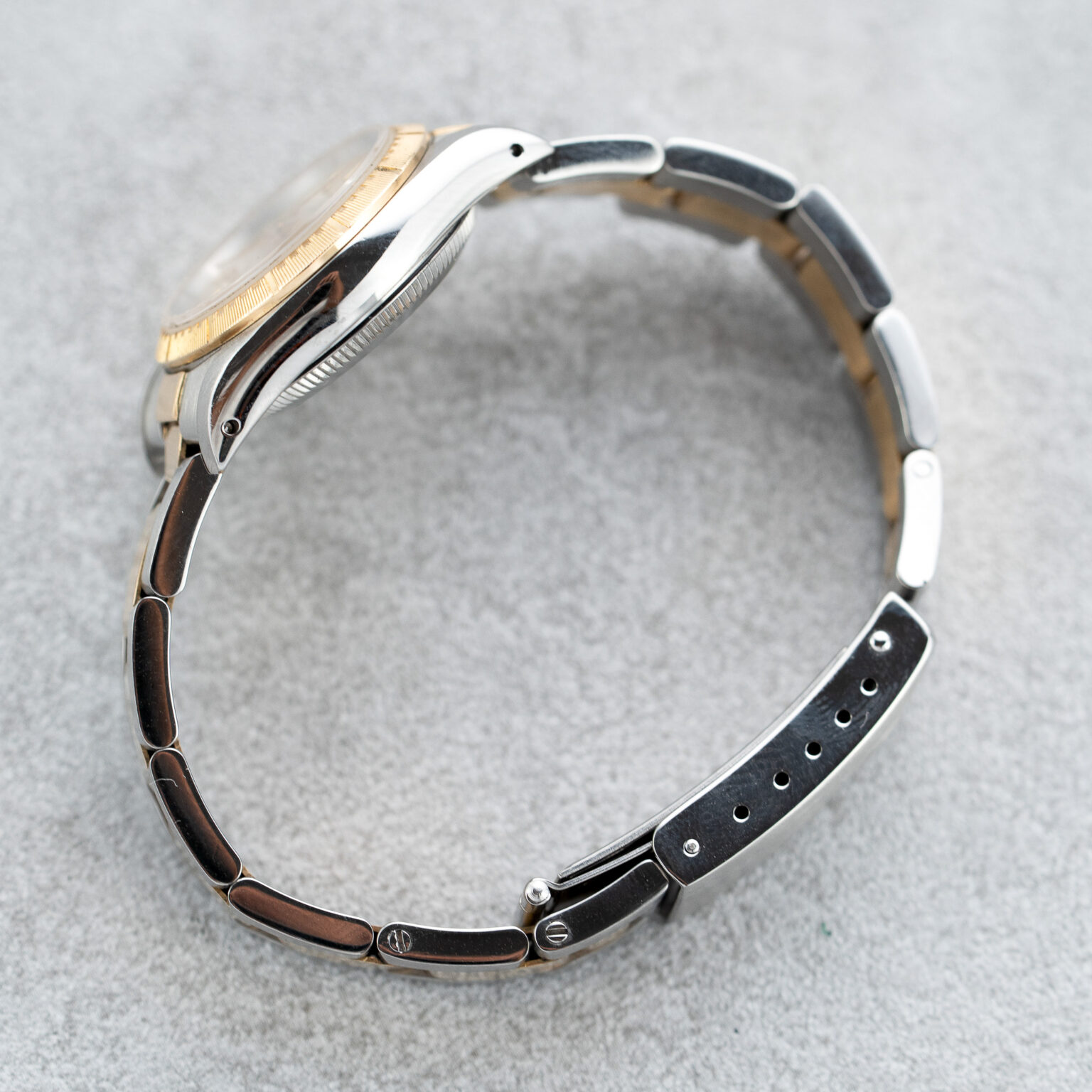 Rolex Oyster Perpetual 24 – Ref. 67243 | Silver Sunburst Dial | 1991 - Image 7